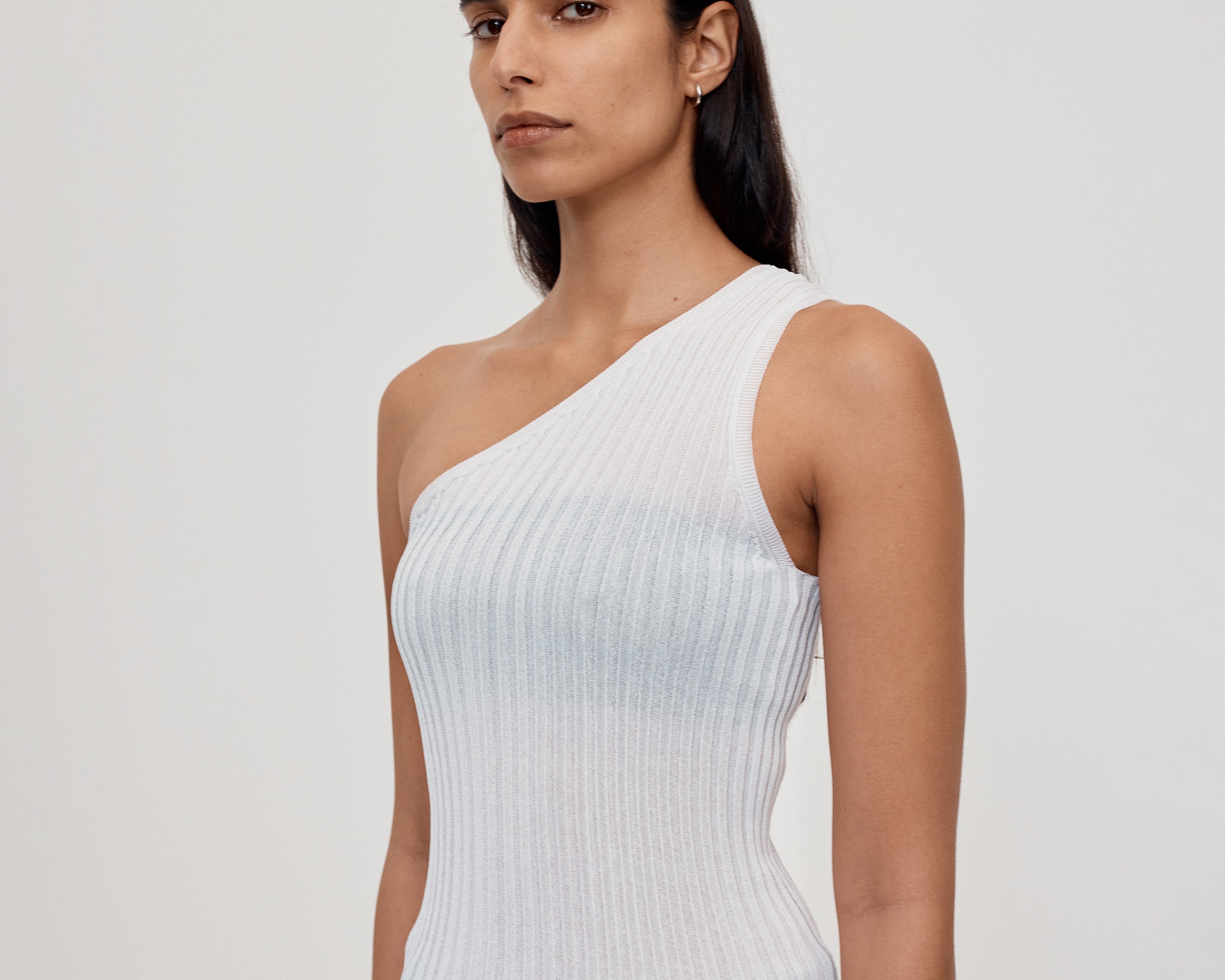 sener-besim-the-one-shoulder-rib-knit-top-white-knitwear