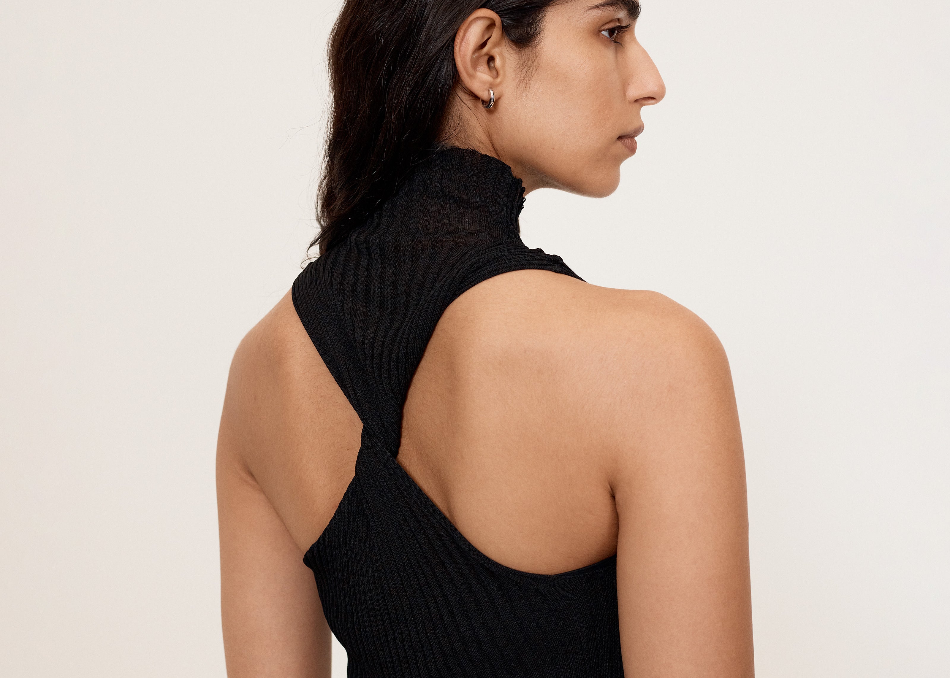 sener-besim-the-twist-back-rib-knit-top-knitwear