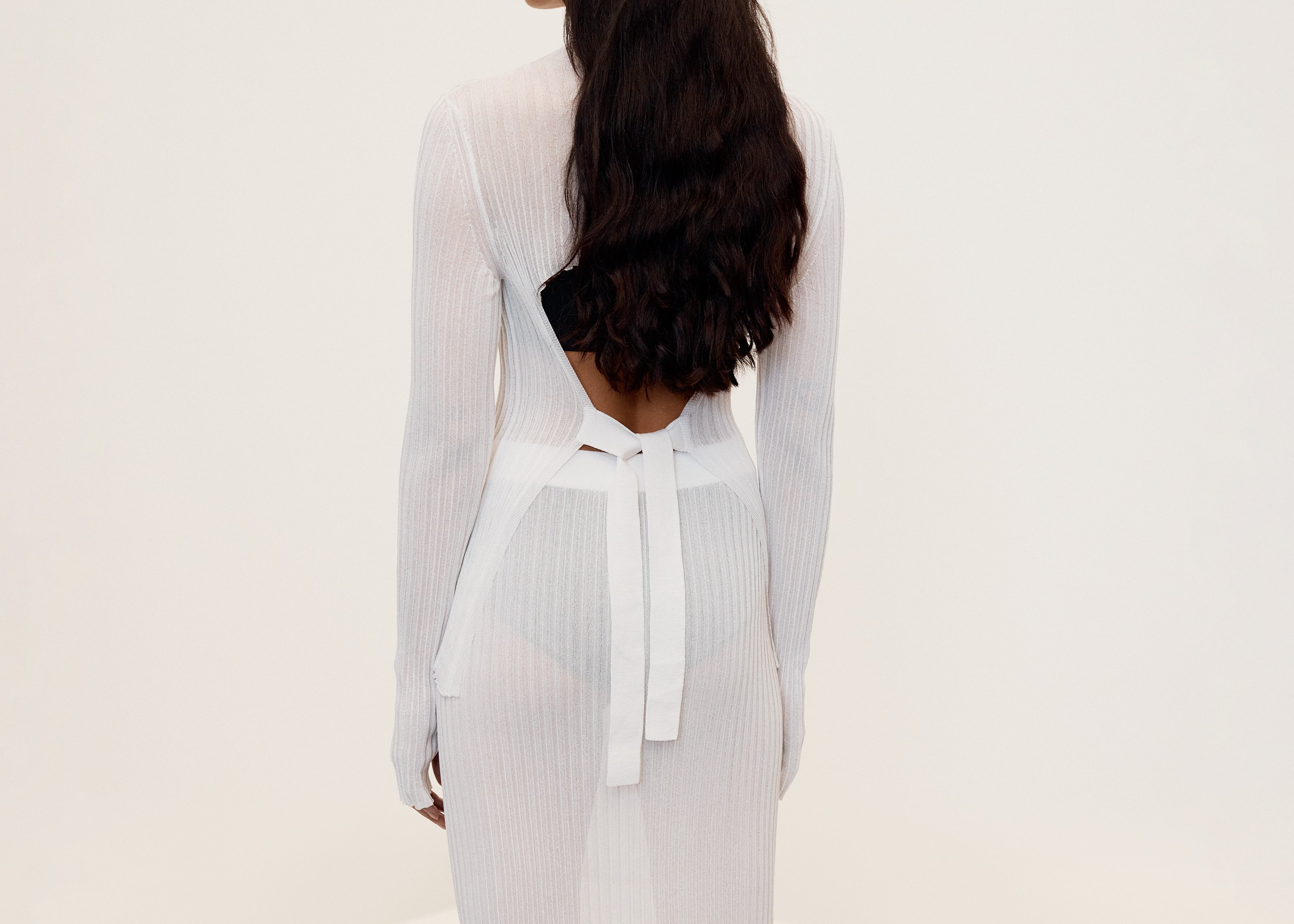 sener-besim-tie-back-rib-knit-turtleneck-white-knitwear